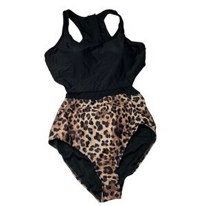 NWT Molybell Womens One Piece Swimsuit Multicolor Cheetah Stretch Zip Size l lar